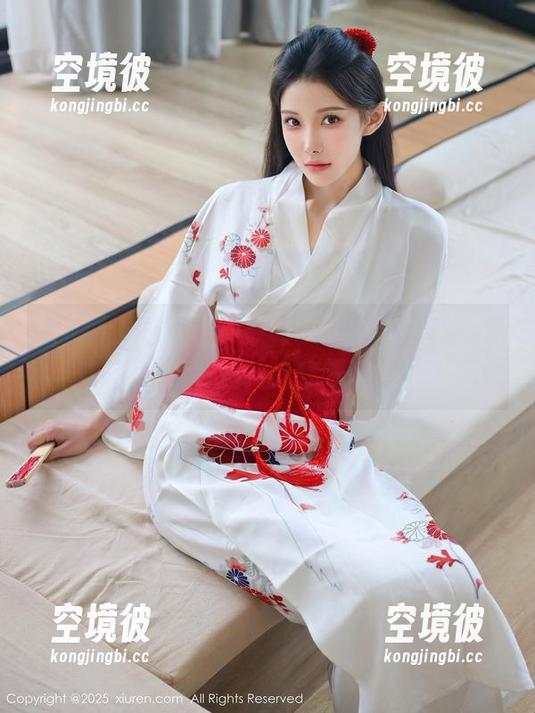 秀人网 - 浴缸里的奇幻故事，顾楚楚Maily全套图片任你畅想！