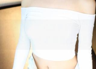 美媛馆 – 徐微微mia的全套制服，1+1大于2的组合图？还是颠覆我的想象力？