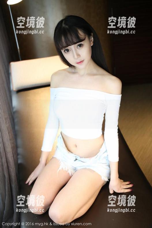 美媛馆 - 徐微微mia的全套制服，1+1大于2的组合图？还是颠覆我的想象力？