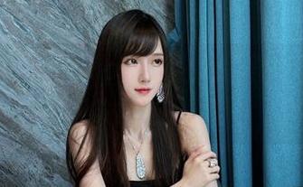 鉴赏腐团儿Ikaros这组御姐美图，真的能让人眼前一亮。