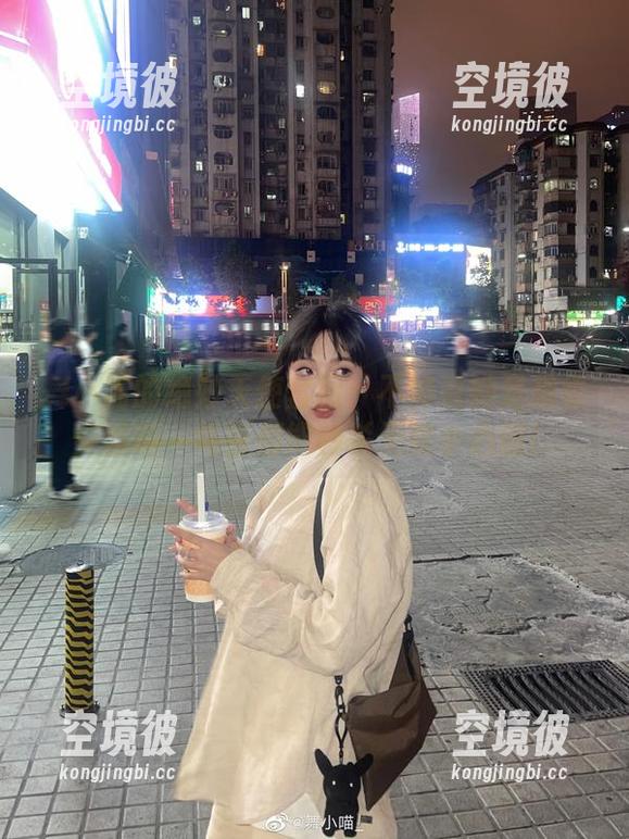 舞小喵的绝妙天使套图：不如说她是超级英雄嘛～每张都能秒杀无数小心脏！