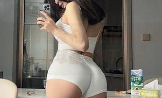 微密圈 – 免费看金希儿如何把渔网穿出新花样，眼球都要掉下来了。