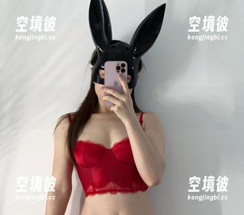 微密圈 - 铁锤姐姐的作品，分享给你满满的‘精华’时刻！