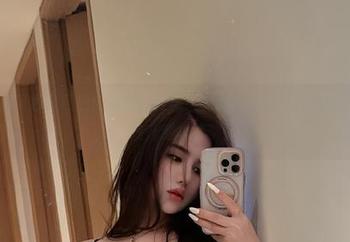 微密圈 – 阿色在红色内衣里，连无圣光都没话说，美图的热度一秒提升到极致。