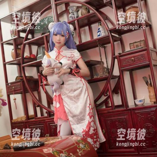 面饼仙儿的露背毛衣新照，看了只想默默赞叹！