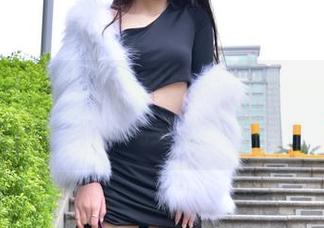 魔镜街拍 – 黑丝美腿与吊带裙的终极资源，婷婷画风突变的合集！