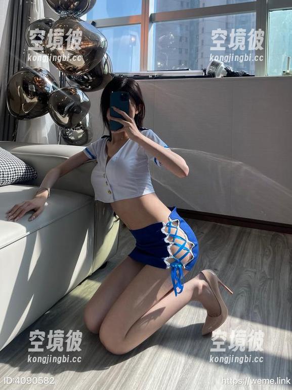 微密圈 - 免费图包呈现：一窥黎允熙的第一部分，这姑娘的眼神真别样